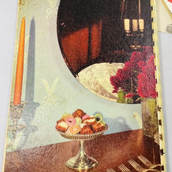 Vintage Jelke’s Good Luck Recipes Cookbook 1936 And Cutouts Book From Chicago - Picture 7 of 11
